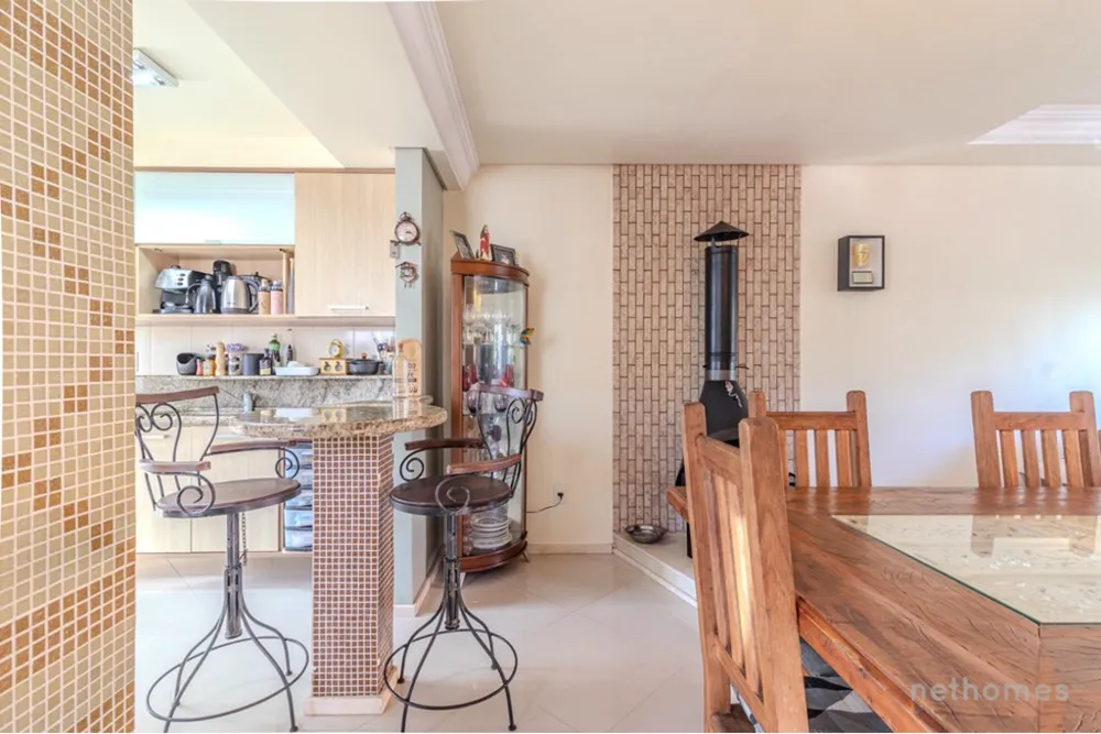 Casa, 3 quartos, 369 m² - Foto 2