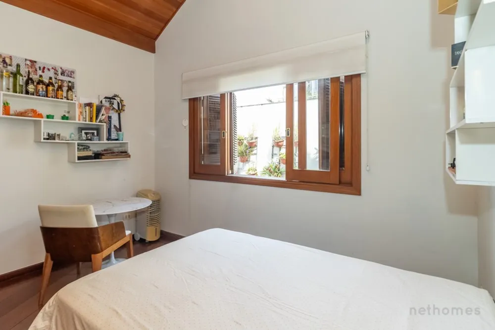 Casa, 4 quartos, 237 m² - Foto 5