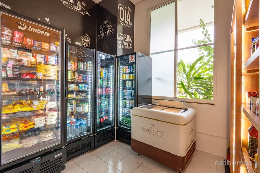 Apartamento à venda com 3 quartos, 260m² - Foto 9