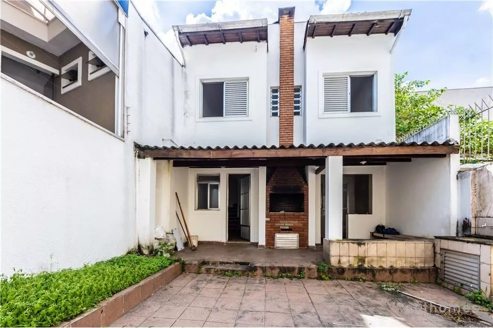 Casa à venda com 4 quartos, 203m² - Foto 1