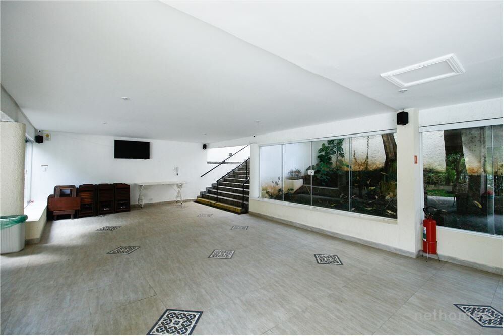 Apartamento à venda com 2 quartos, 69m² - Foto 8