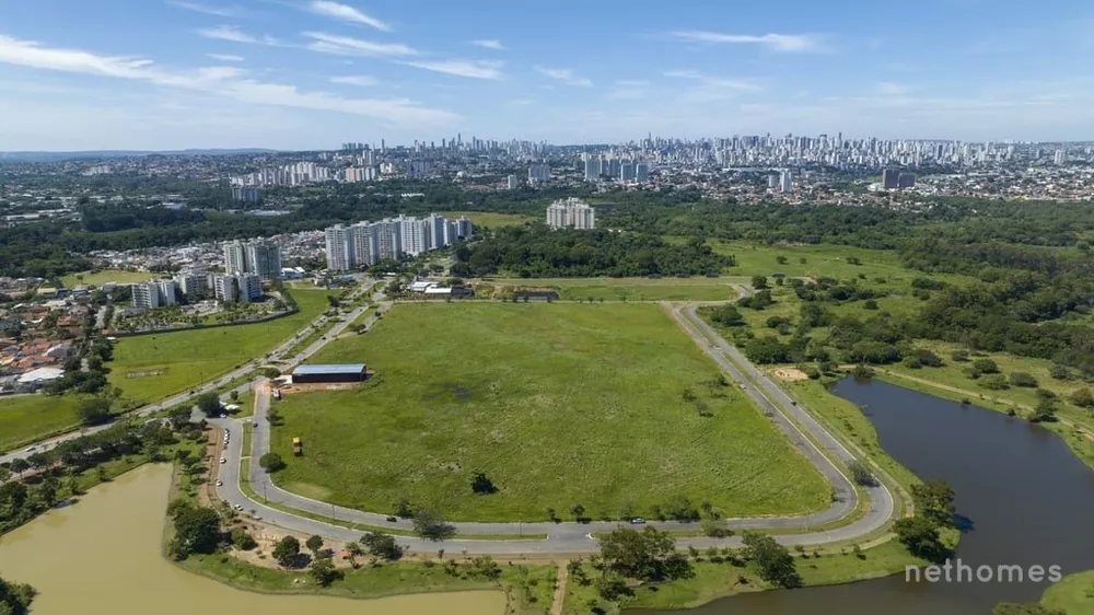 Terreno Lançamentos, 2000m² - Foto 1