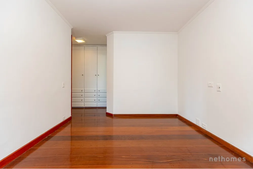 Apartamento, 4 quartos, 189 m² - Foto 2