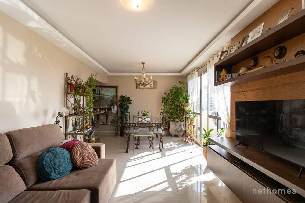 Apartamento à venda com 3 quartos, 89m² - Foto 2