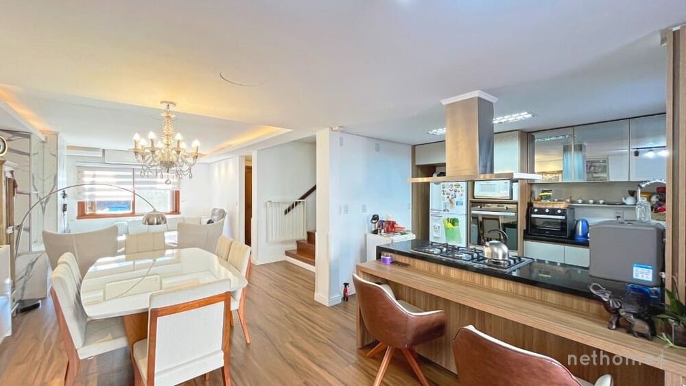 Casa, 3 quartos, 172 m² - Foto 1