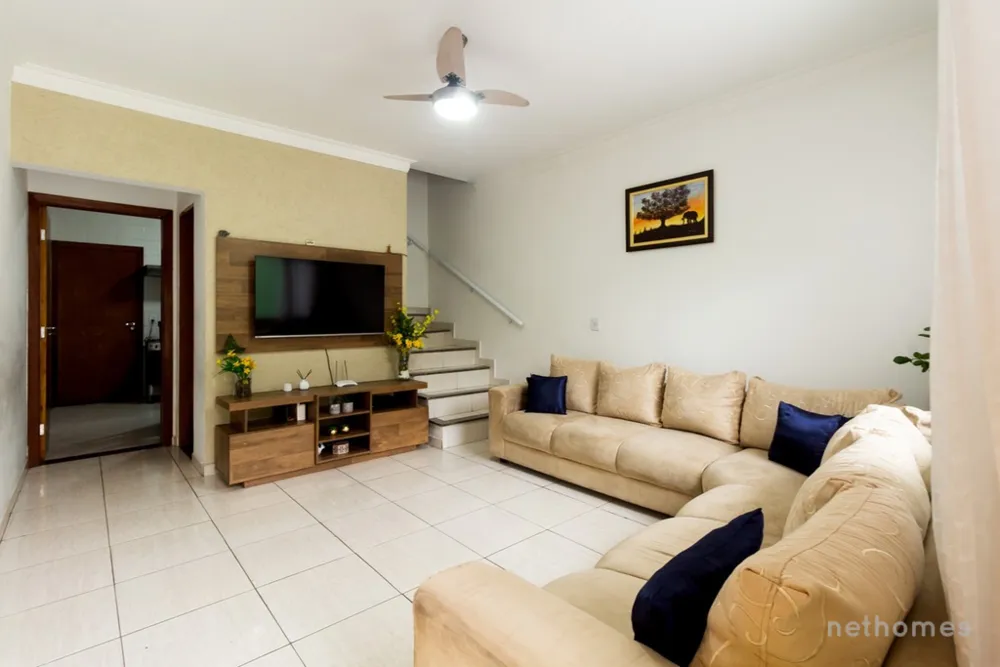 Casa, 2 quartos, 83 m² - Foto 1