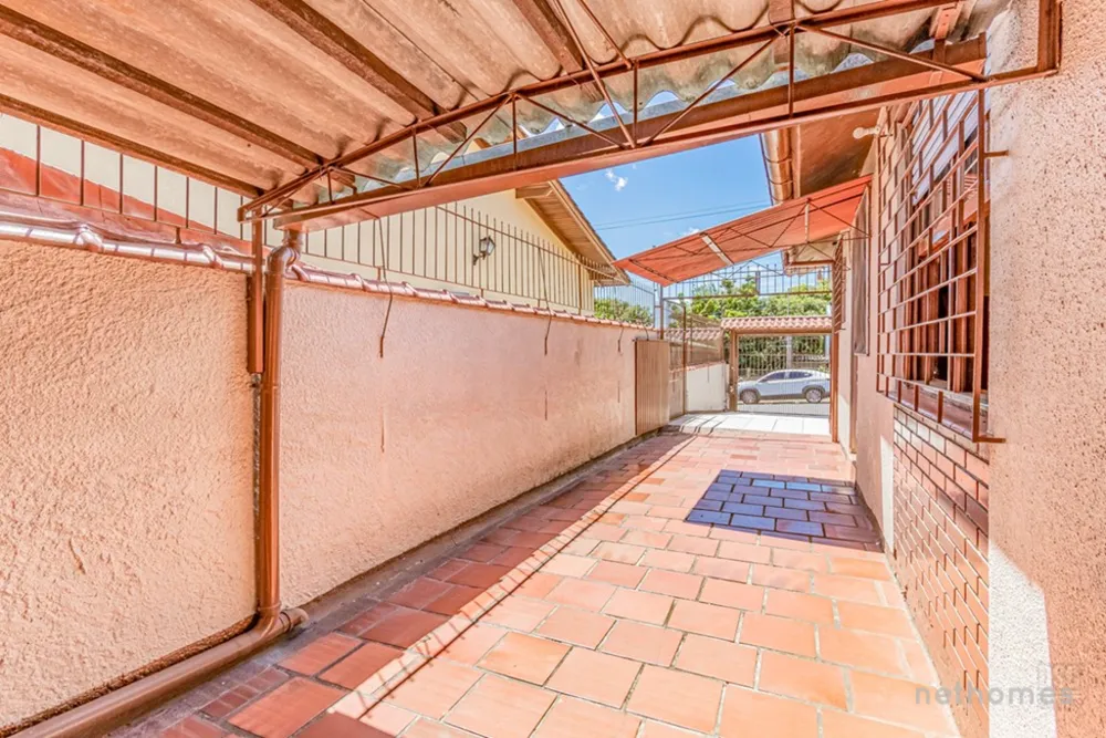Casa, 5 quartos, 131 m² - Foto 4