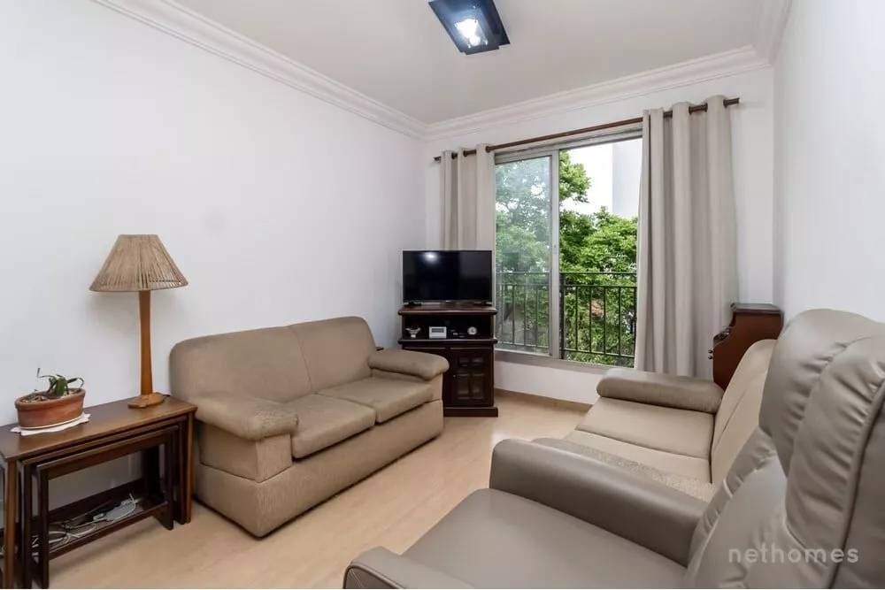 Apartamento à venda com 2 quartos, 65m² - Foto 3