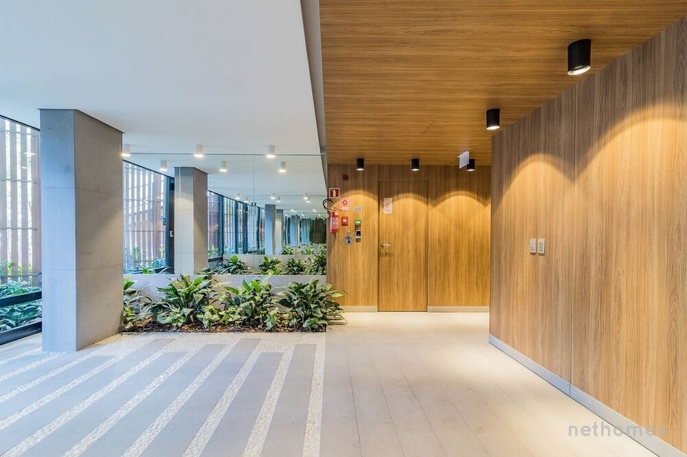 Apartamento à venda com 3 quartos, 123m² - Foto 2