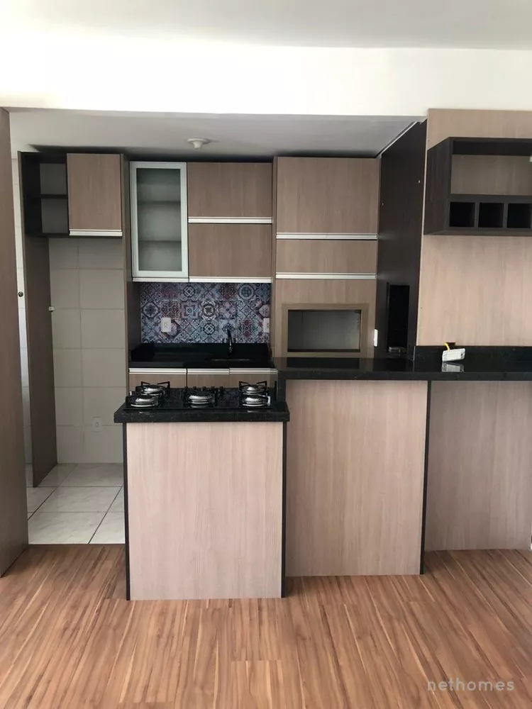 Apartamento à venda com 2 quartos, 48m² - Foto 2