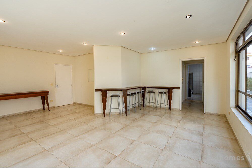 Apartamento à venda com 2 quartos, 67m² - Foto 13