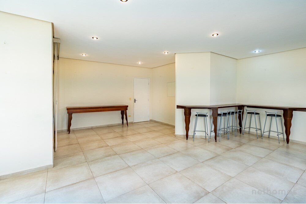 Apartamento à venda com 2 quartos, 67m² - Foto 14