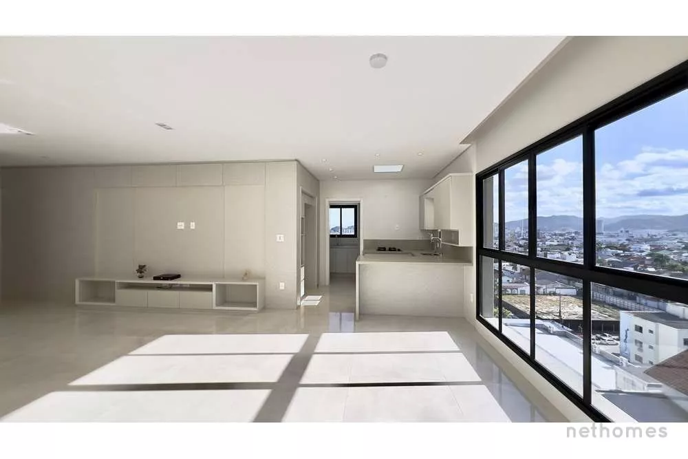 Apartamento à venda com 4 quartos, 138m² - Foto 5