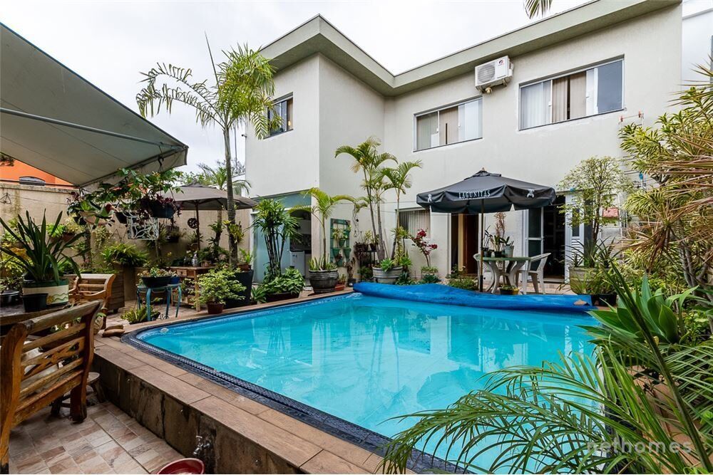 Casa, 4 quartos, 267 m² - Foto 1