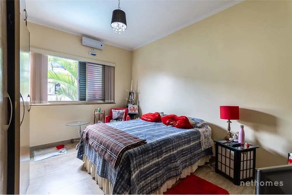 Casa, 4 quartos, 267 m² - Foto 9