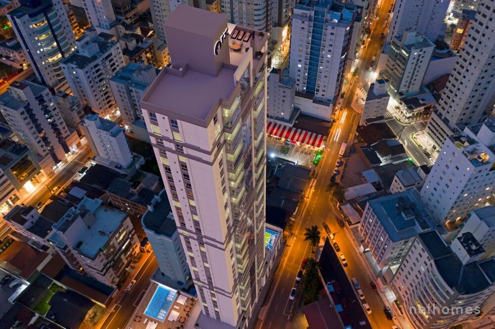Apartamento, 4 quartos, 146 m² - Foto 2