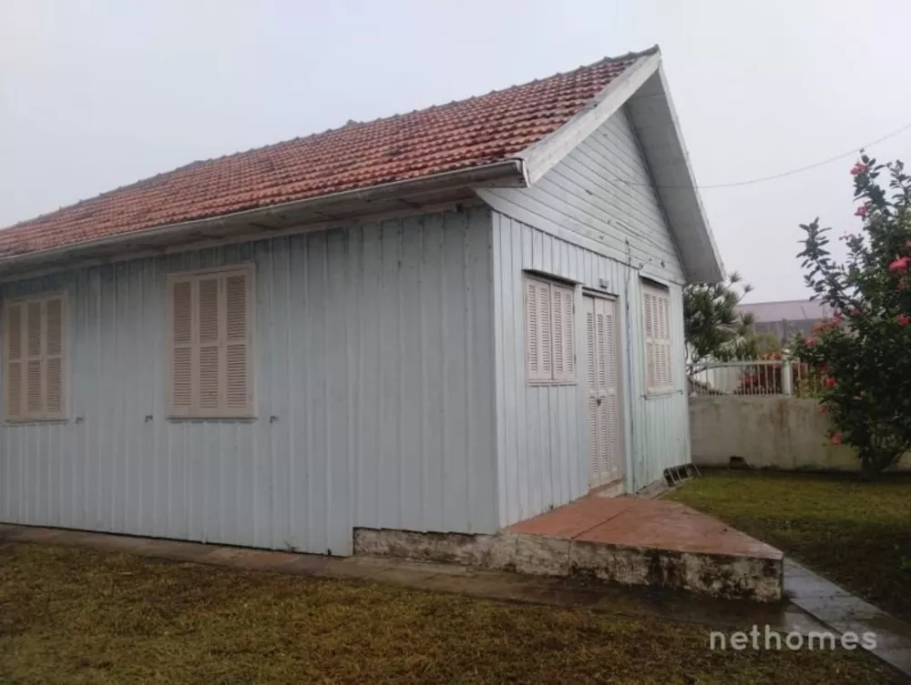 Casa à venda com 4 quartos, 120m² - Foto 2