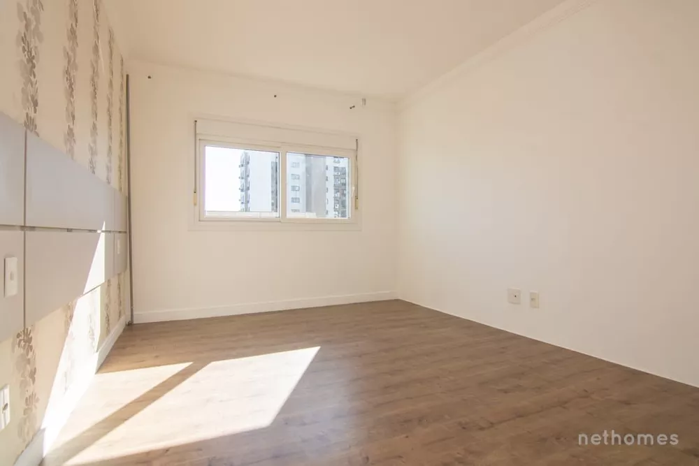 Apartamento à venda com 3 quartos, 123m² - Foto 10