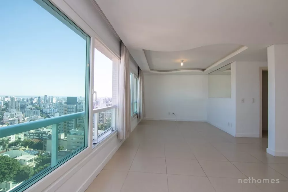 Apartamento à venda com 3 quartos, 123m² - Foto 1