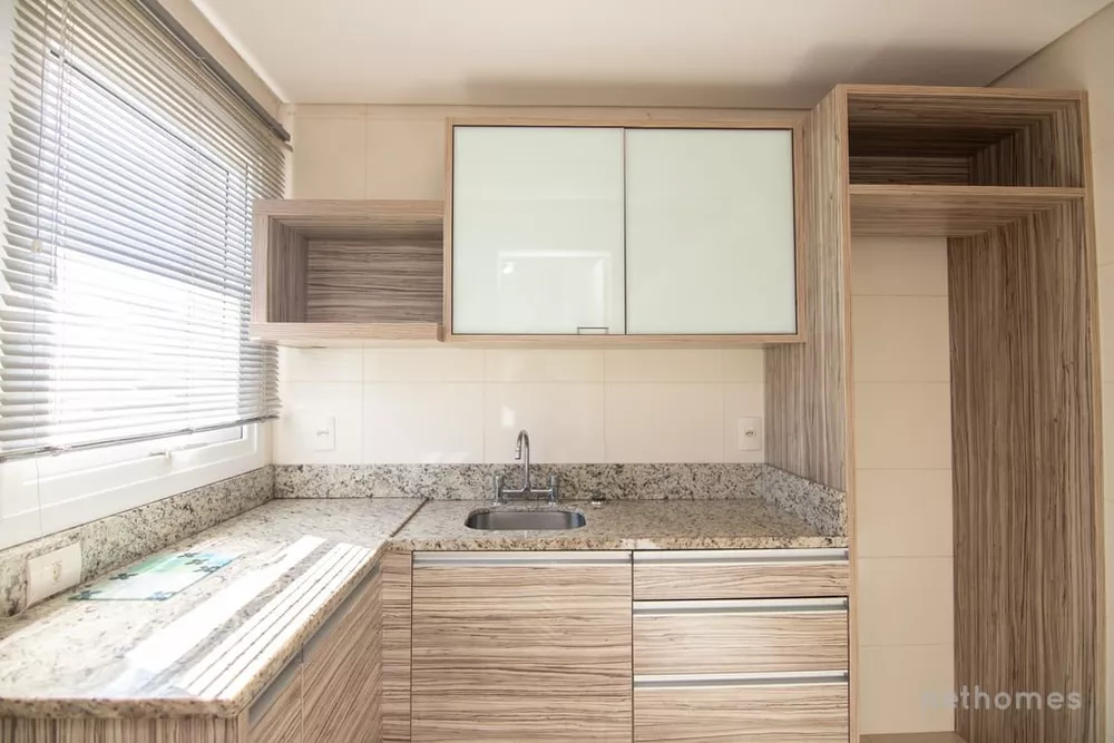 Apartamento à venda com 3 quartos, 123m² - Foto 8