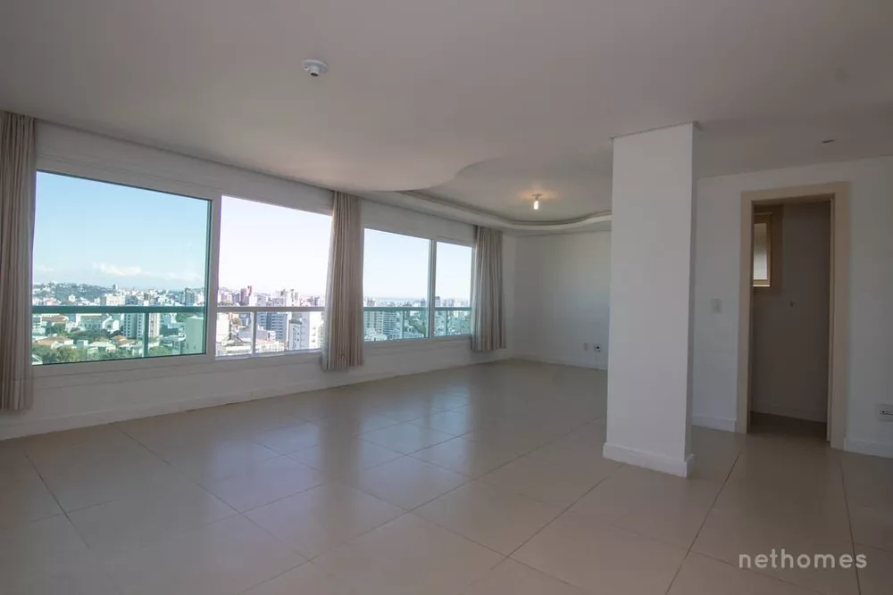 Apartamento à venda com 3 quartos, 123m² - Foto 5