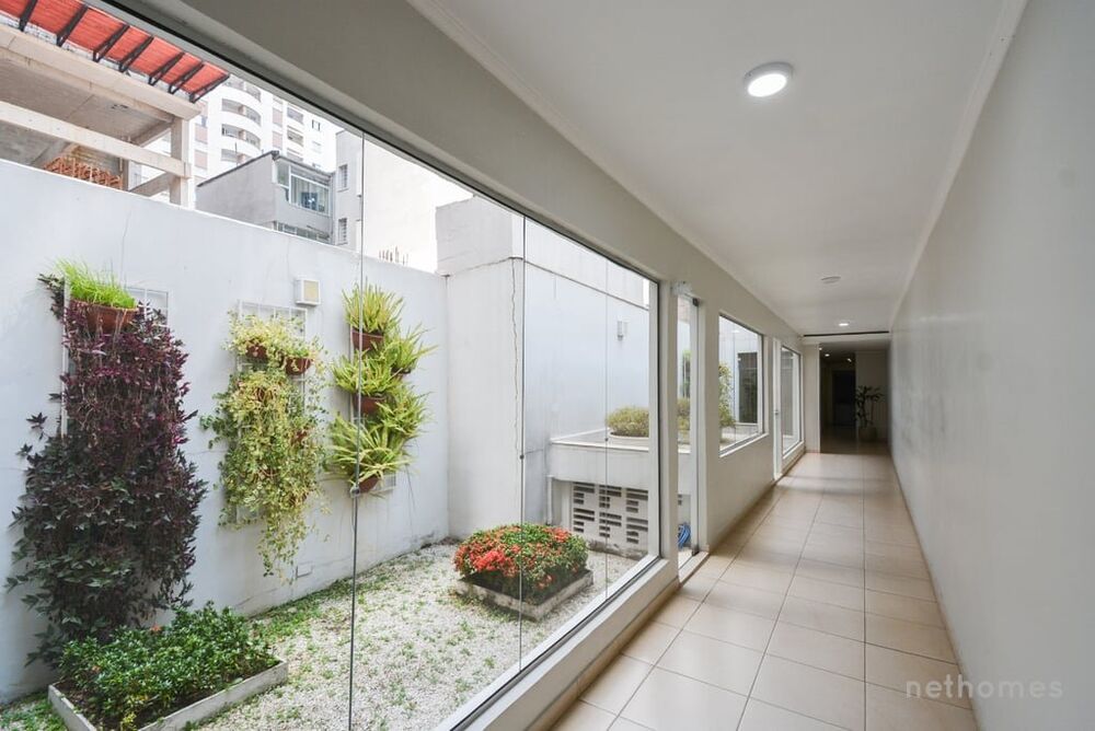 Apartamento à venda com 3 quartos, 94m² - Foto 8