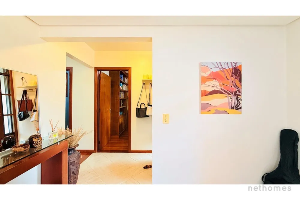 Casa, 4 quartos, 285 m² - Foto 4