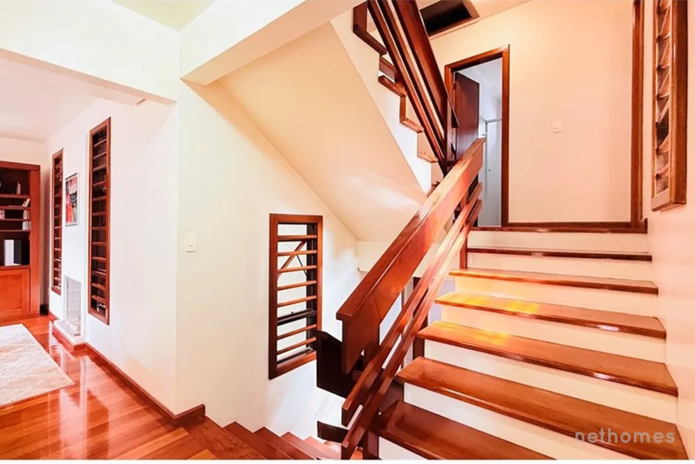 Casa, 4 quartos, 285 m² - Foto 2