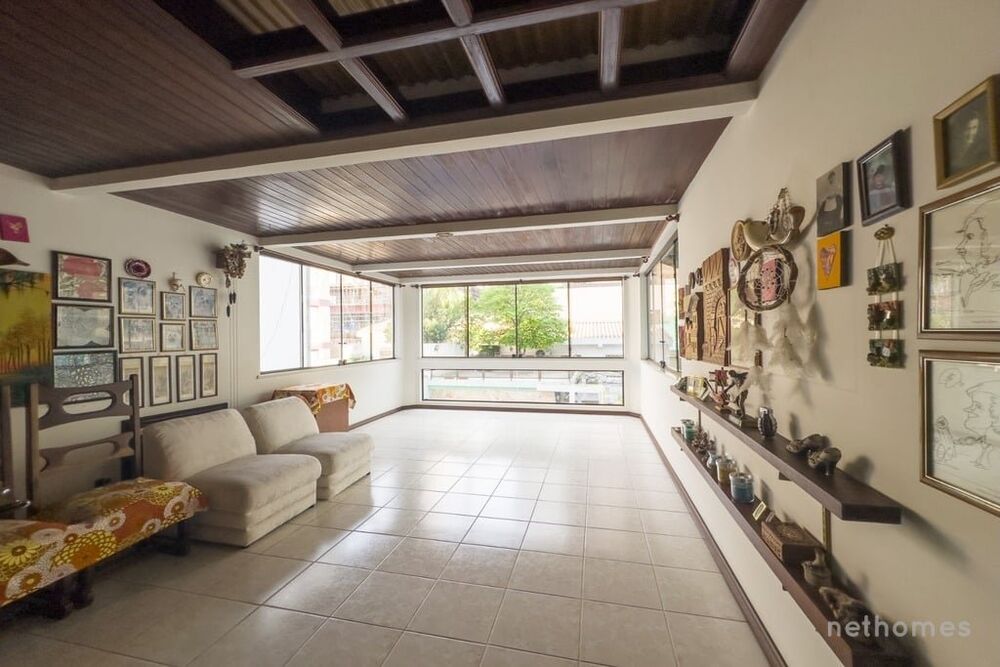 Casa, 3 quartos, 285 m² - Foto 8