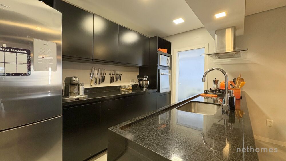 Apartamento à venda com 2 quartos, 95m² - Foto 6