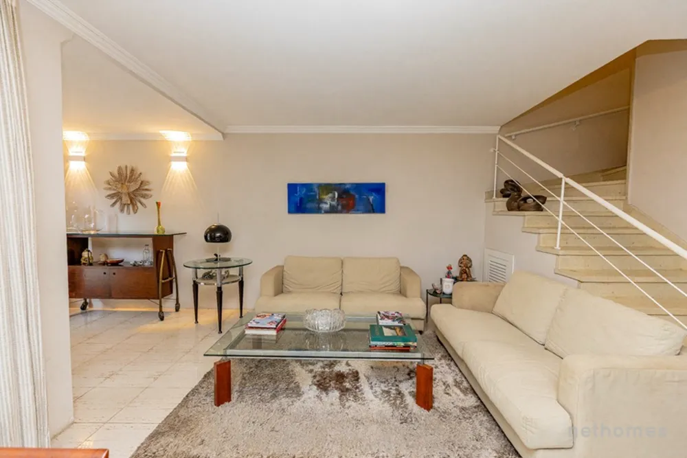 Casa, 4 quartos, 260 m² - Foto 2