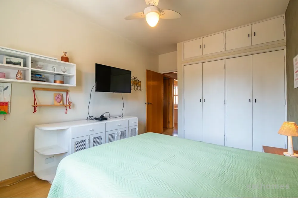 Casa, 3 quartos, 168 m² - Foto 2