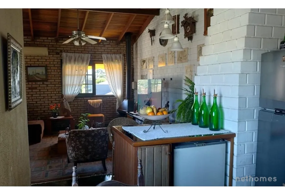 Casa, 4 quartos, 231 m² - Foto 3