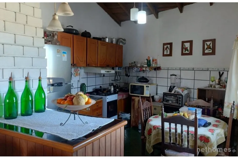 Casa, 4 quartos, 231 m² - Foto 2