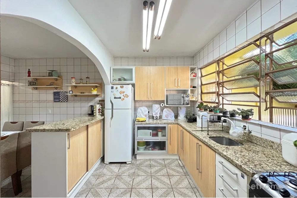 Casa, 4 quartos, 206 m² - Foto 5
