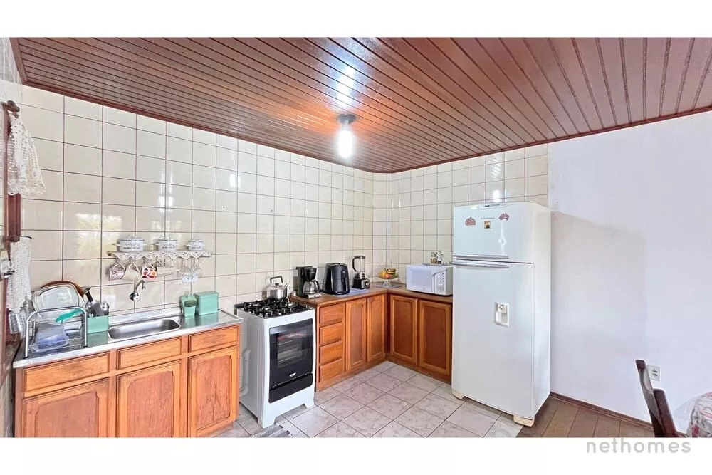 Casa à venda com 3 quartos, 368m² - Foto 4