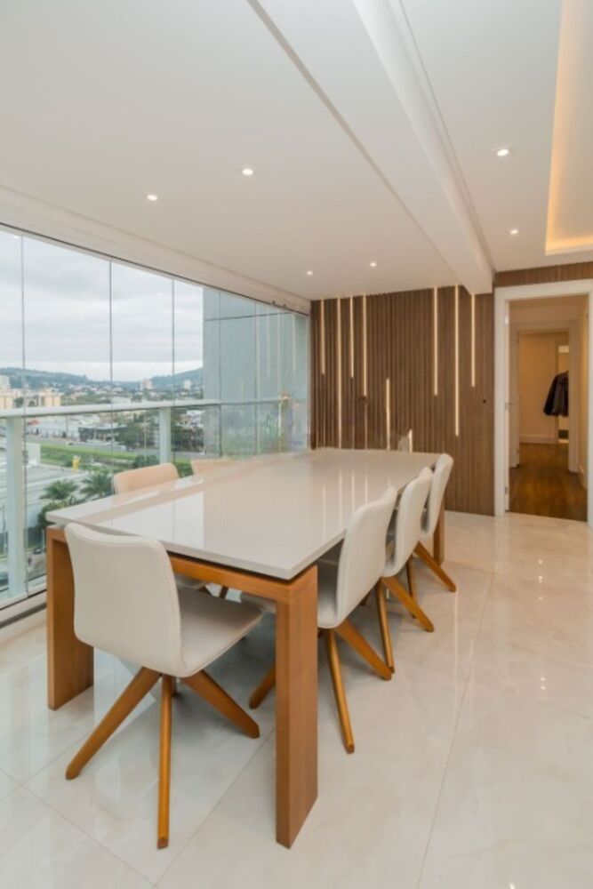 Apartamento à venda com 3 quartos, 127m² - Foto 1