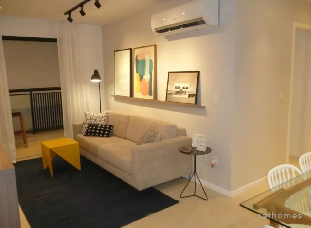 Apartamento à venda com 2 quartos, 62m² - Foto 3