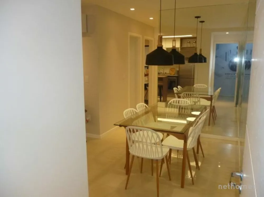 Apartamento à venda com 2 quartos, 62m² - Foto 2