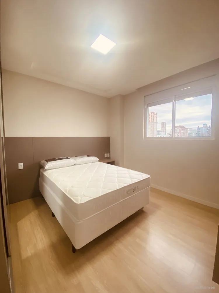 Apartamento, 3 quartos, 130 m² - Foto 2