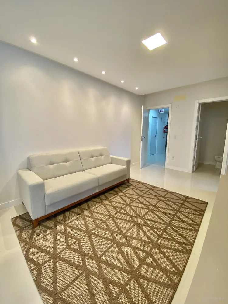Apartamento, 3 quartos, 130 m² - Foto 2