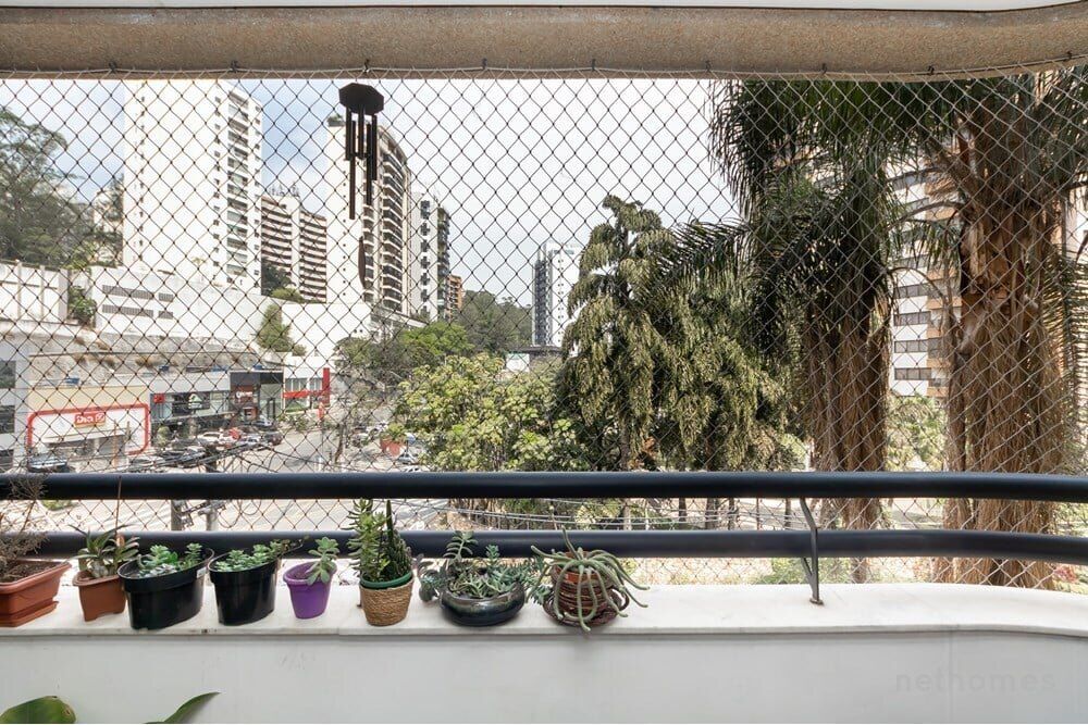 Apartamento à venda com 3 quartos, 150m² - Foto 6