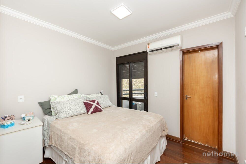 Apartamento à venda com 3 quartos, 150m² - Foto 11