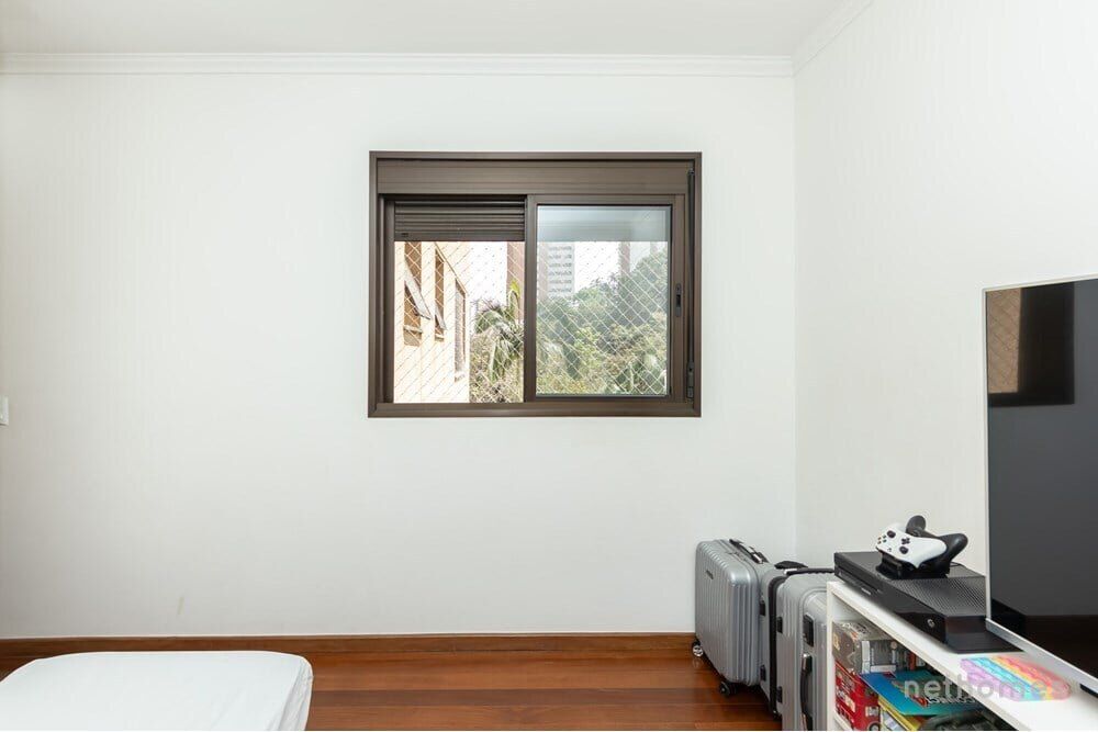 Apartamento à venda com 3 quartos, 150m² - Foto 10