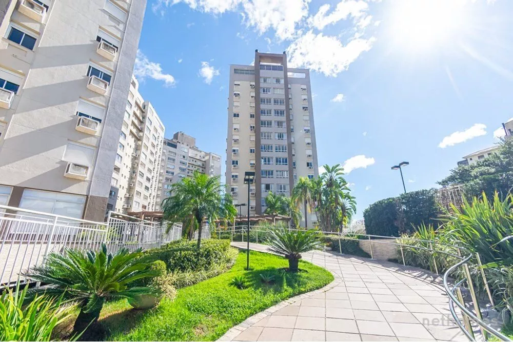 Apartamento à venda com 3 quartos, 84m² - Foto 2