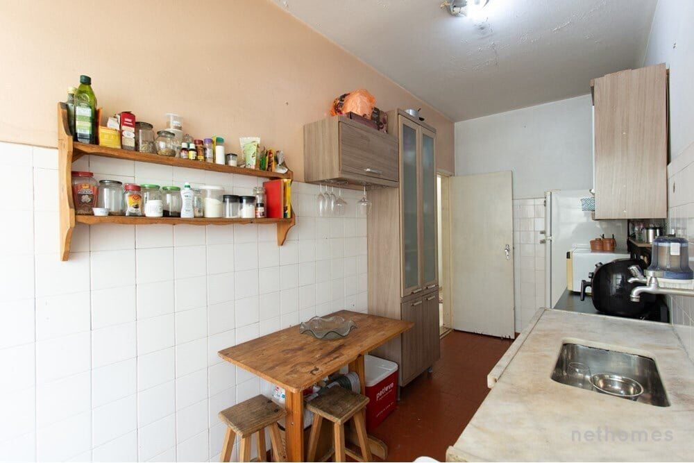Apartamento à venda com 2 quartos, 78m² - Foto 2