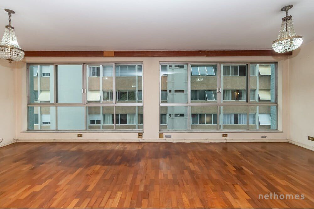 Apartamento à venda com 4 quartos, 227m² - Foto 1