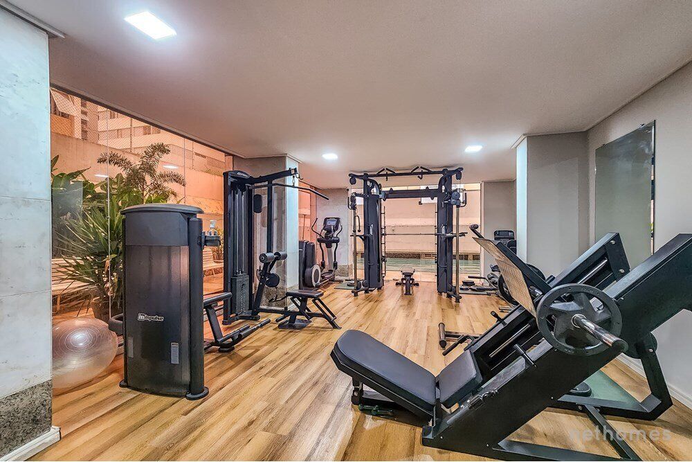 Apartamento à venda com 4 quartos, 227m² - Foto 11