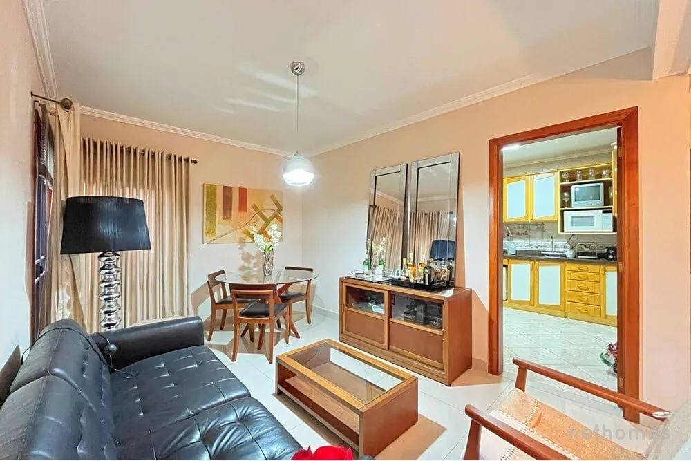 Casa, 3 quartos, 215 m² - Foto 2