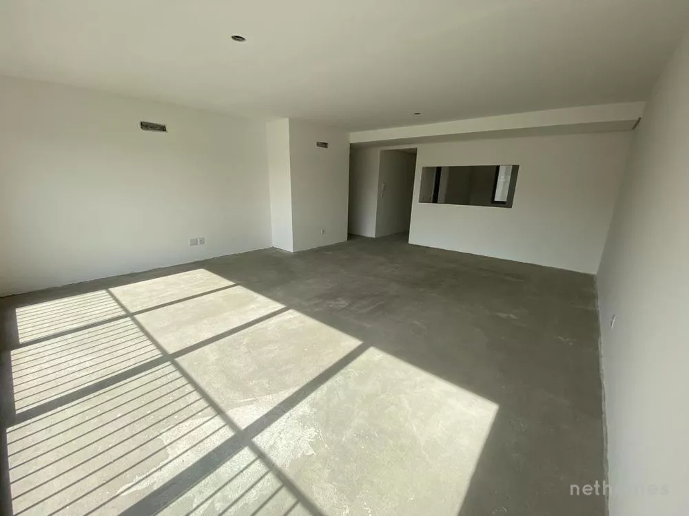 Apartamento à venda com 3 quartos, 123m² - Foto 4